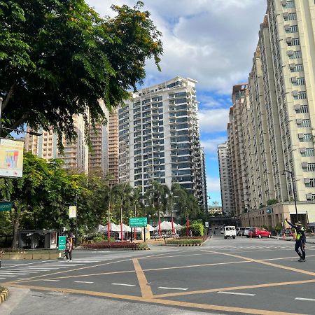 Condotel In Venice Grand Canal Mall Taguig Exteriör bild